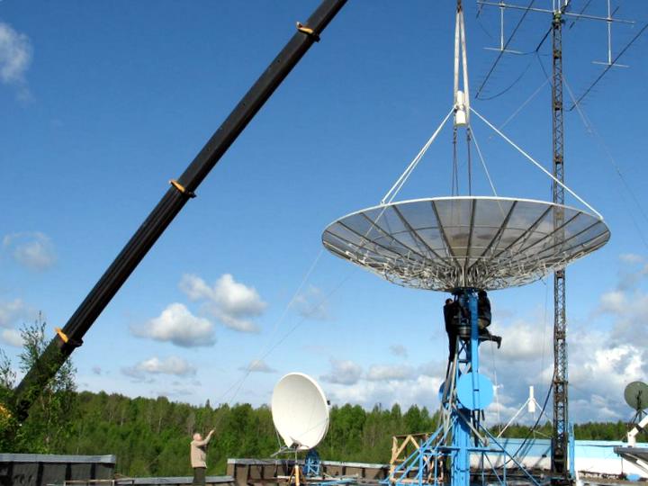 12. RW1AW 8m dish