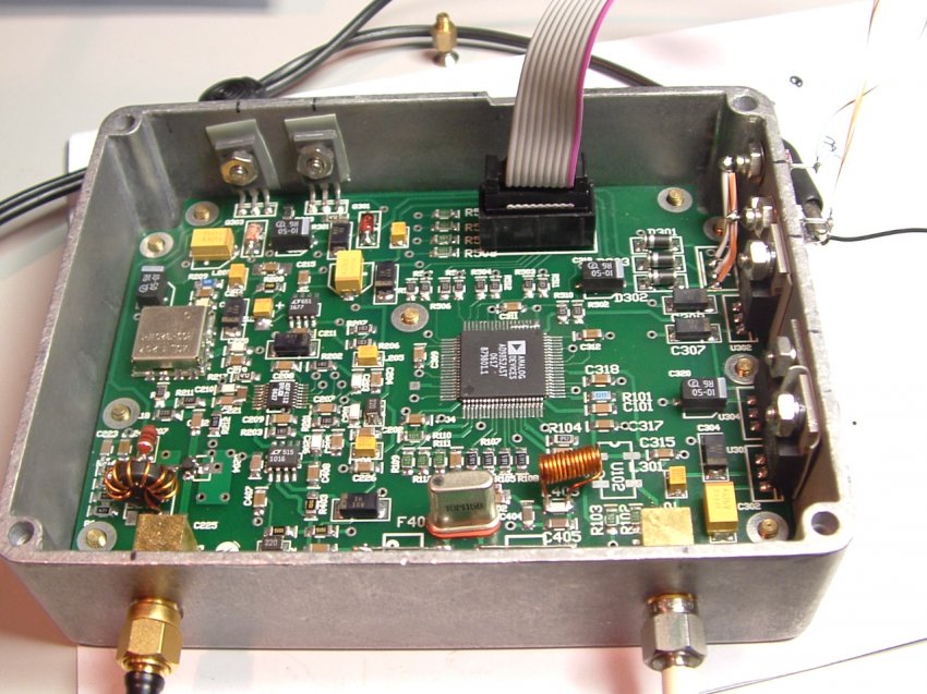 4Z5CP microwawe синтезатор (KE5FX)